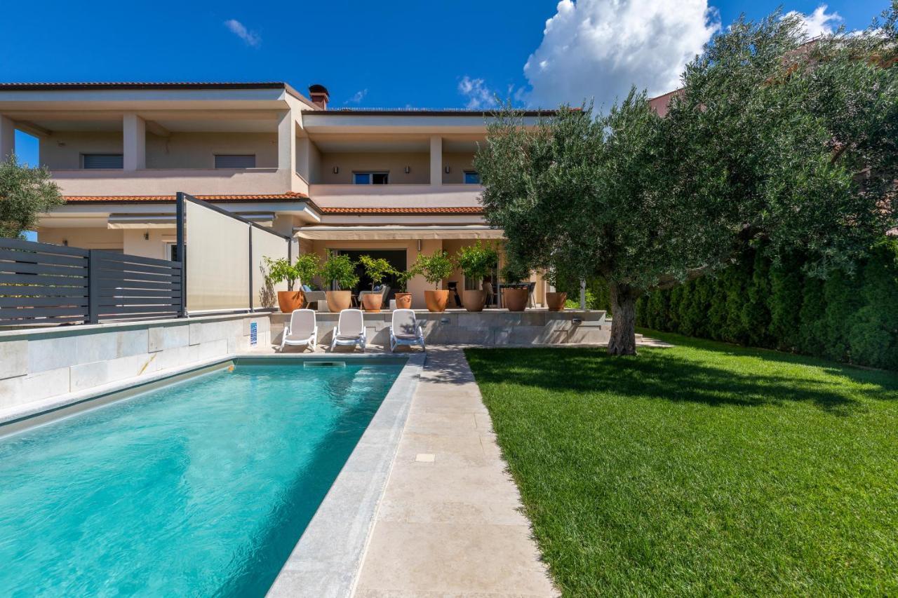Вилла Casa Mateo Ровинь Экстерьер фото